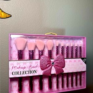 Pink Makeup Brush Collection